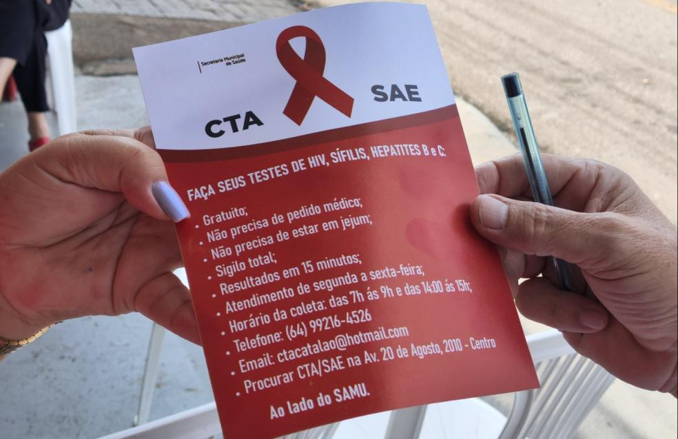 Ação Dezembro Vermelho leva informação, cuidado e prevenção