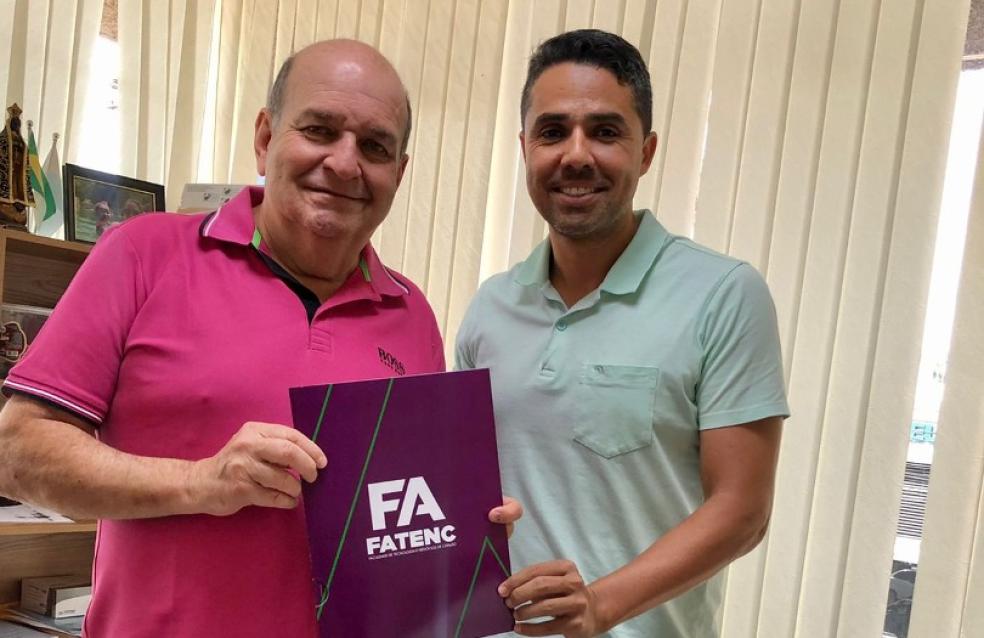 Prefeitura de Catalão assina convênio que garante descontos em faculdade para servidores municipais