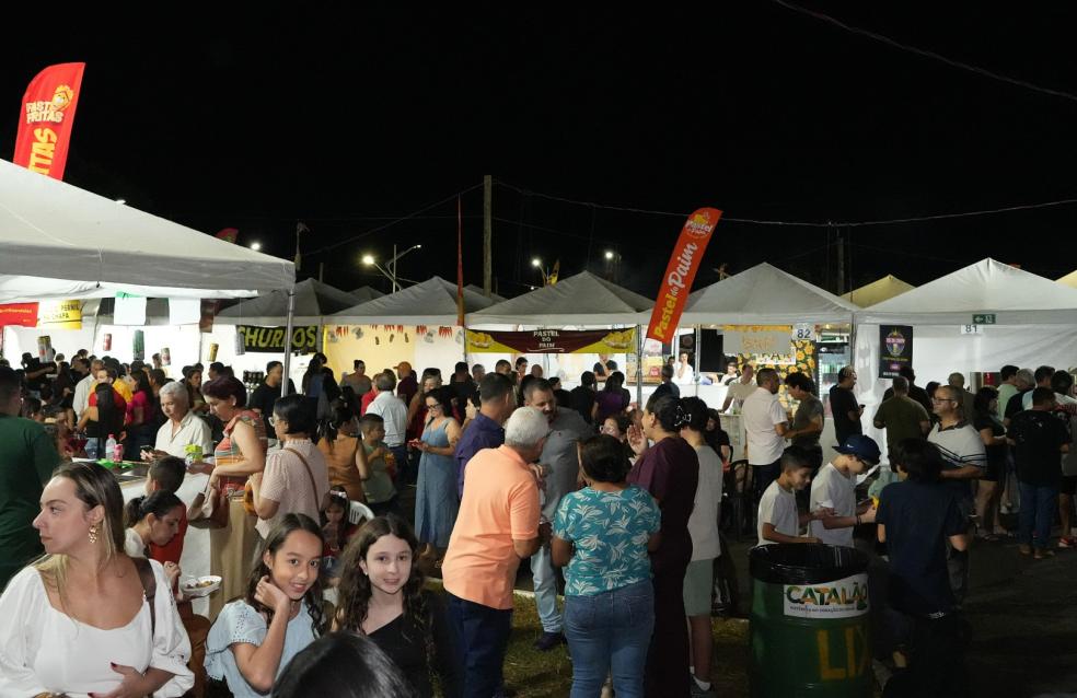 Segunda noite da Feira do Chocolate registra público de 10 mil pessoas