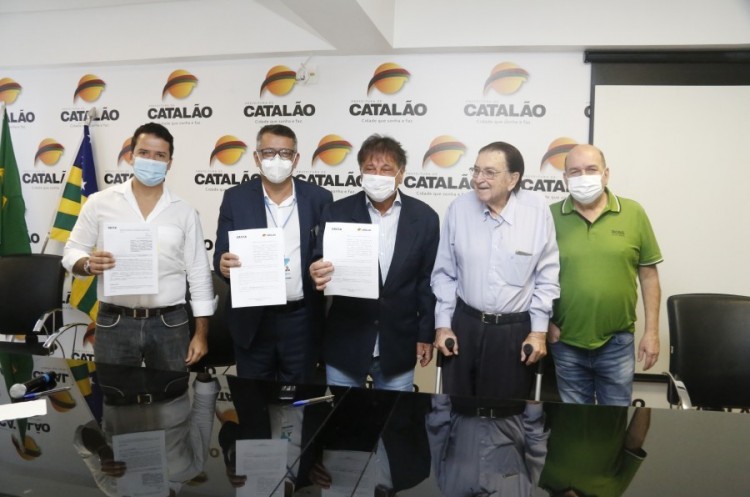 Lançado pacote de obras que aumentará a capacidade de tratamento de água na cidade de Catalão